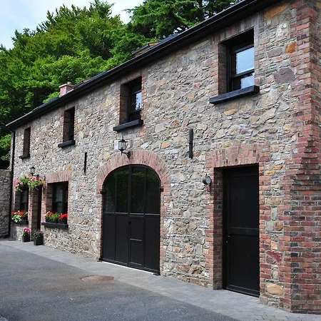 Rosemount House 4*