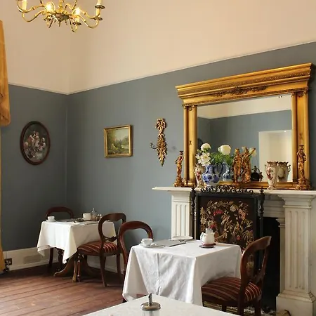 Rosemount House 4*