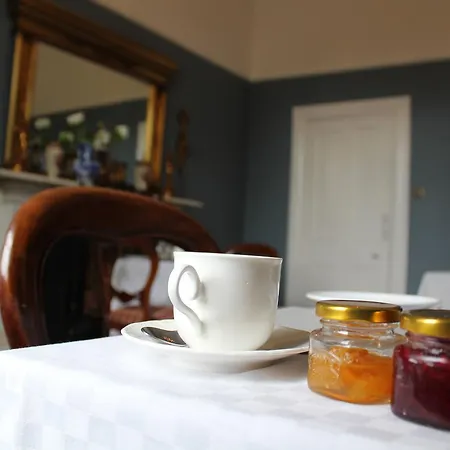 Bed & Breakfast Rosemount House 4*