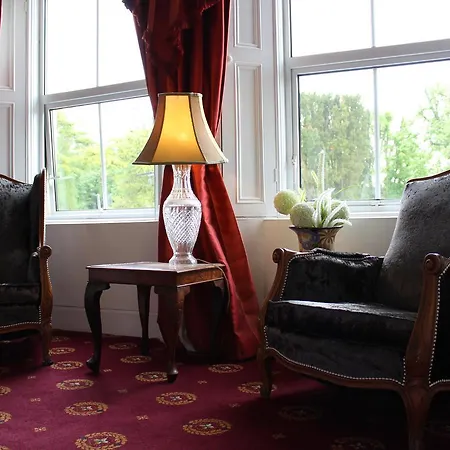 Bed & Breakfast Rosemount House 4*