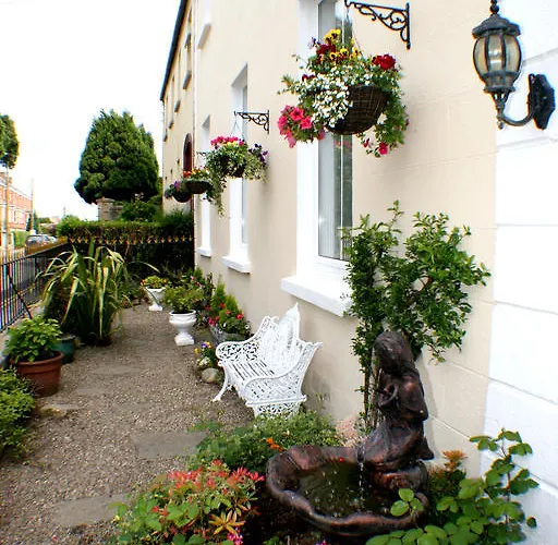 Rosemount House Bed & Breakfast 4*